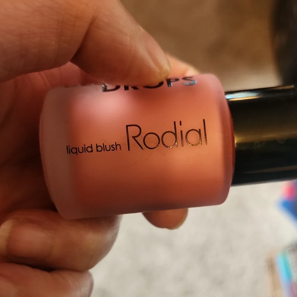 Rodial liquid Blush Drops - Soft Pink